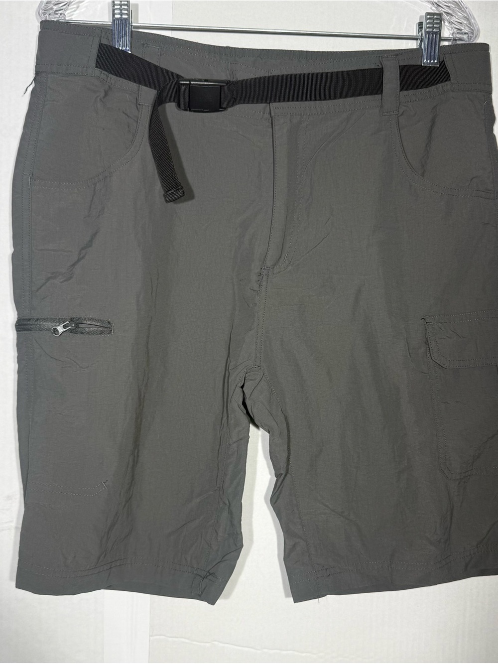 American Outback Men’s Short Sz L Grey/black